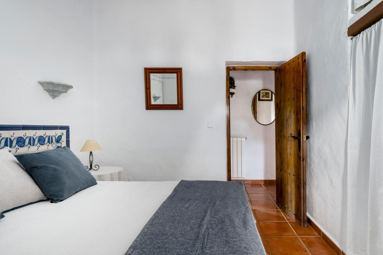 Refugio Andaluz Con Piscina Entre Olivos Villanueva de Tapia Bagian luar foto