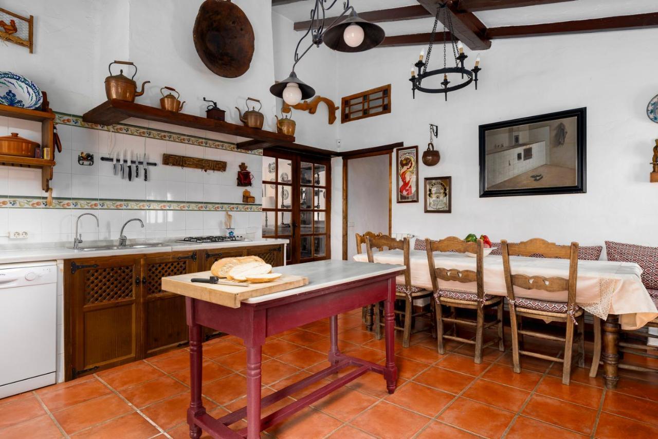 Refugio Andaluz Con Piscina Entre Olivos Villanueva de Tapia Bagian luar foto